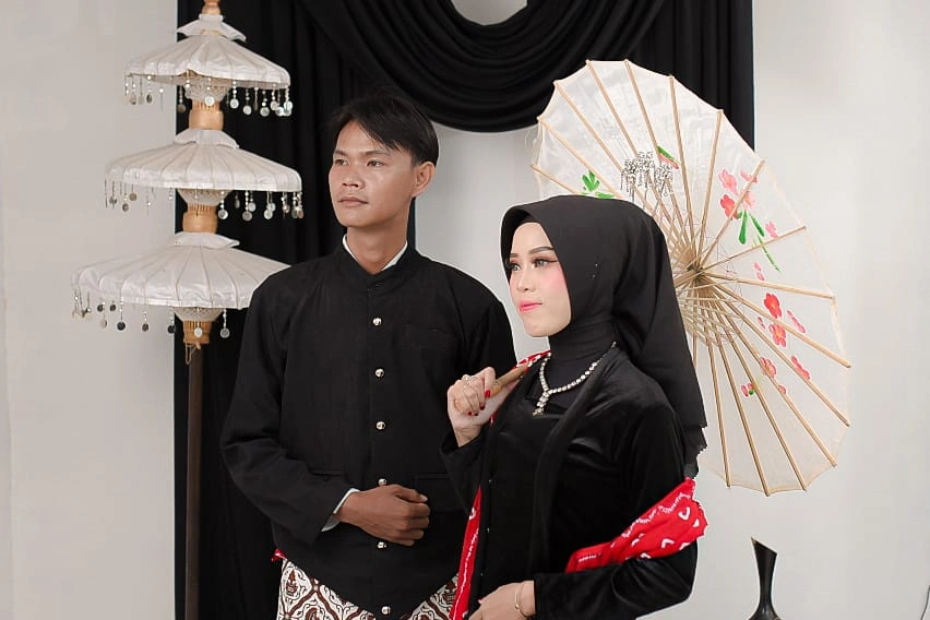 ENDANG & MARKUS (10)