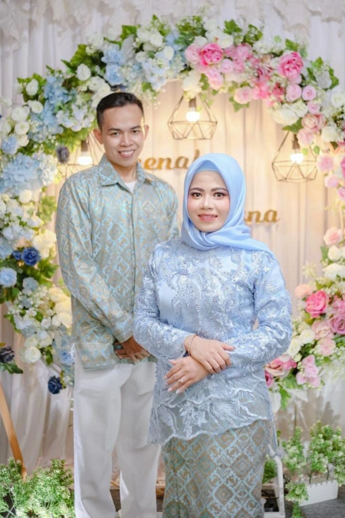 A Zaenal & Aisna 11 A Zaenal & Aisna 11