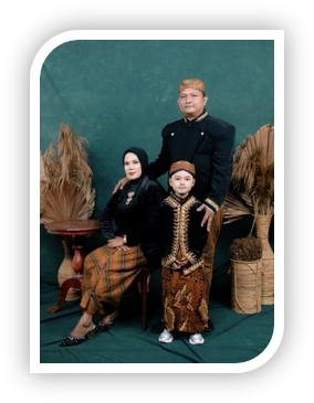 Khitan Niko AryanataPicture1