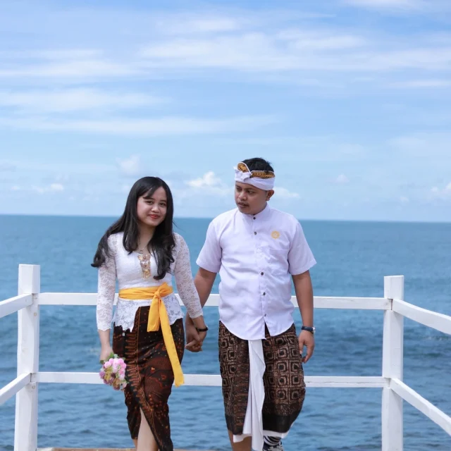 Dewi & Dwi 16