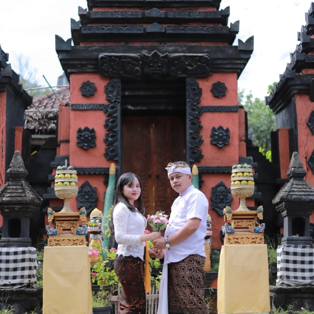 Dewi & Dwi 4