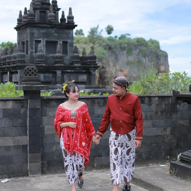 Dewi & Dwi 9