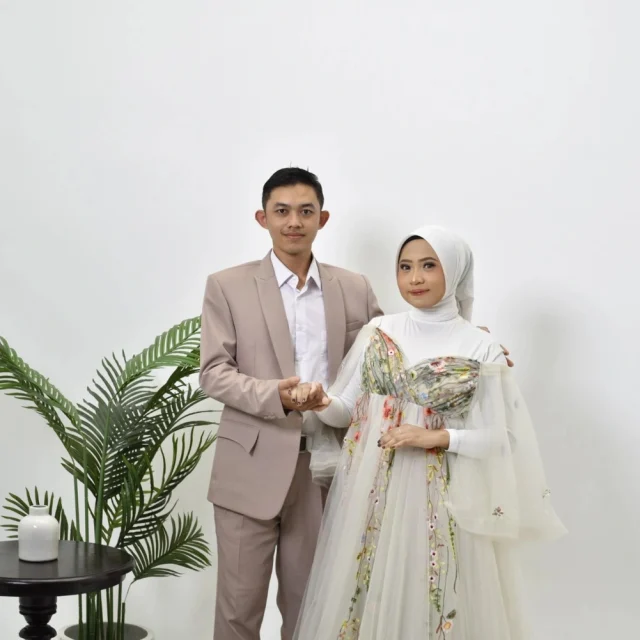 YunisaLutfi8